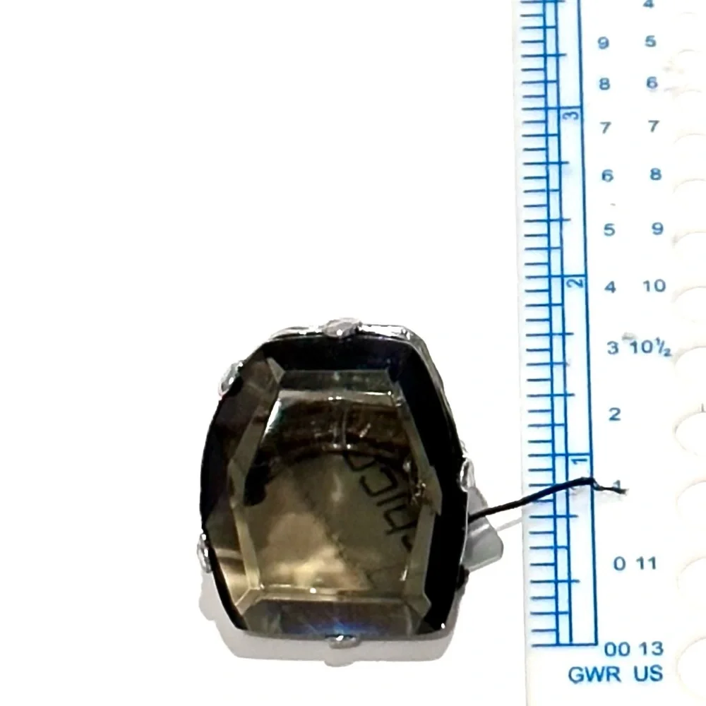 CHICO’s Oversized Gray/Brown Crystal & Silver Adjustable Ring NWT - Picture 4 of 6